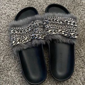 Kendall & Kylie slide/ slippers